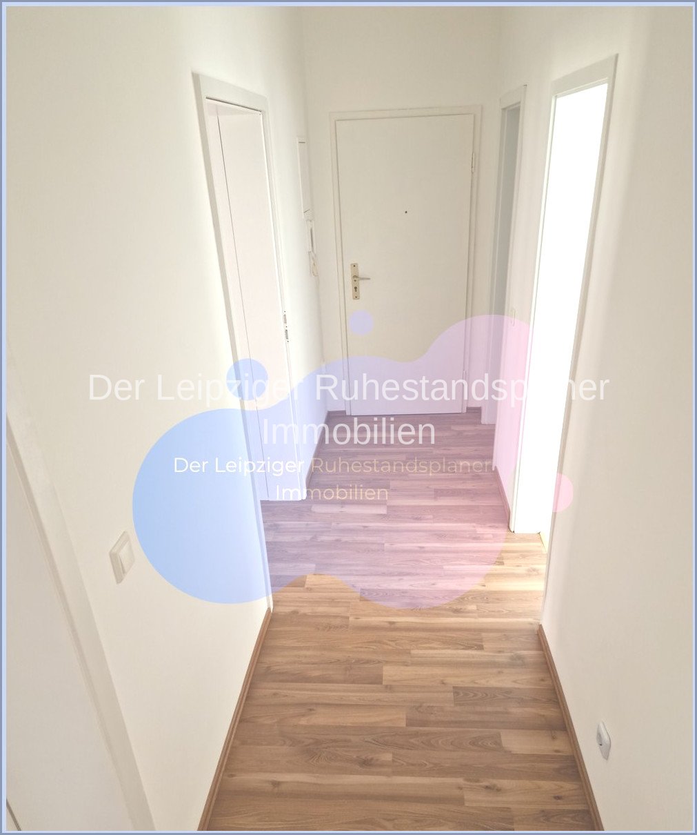 Verkauft !!! Frisch renovierte und teilsanierte 4 Raumwohnung