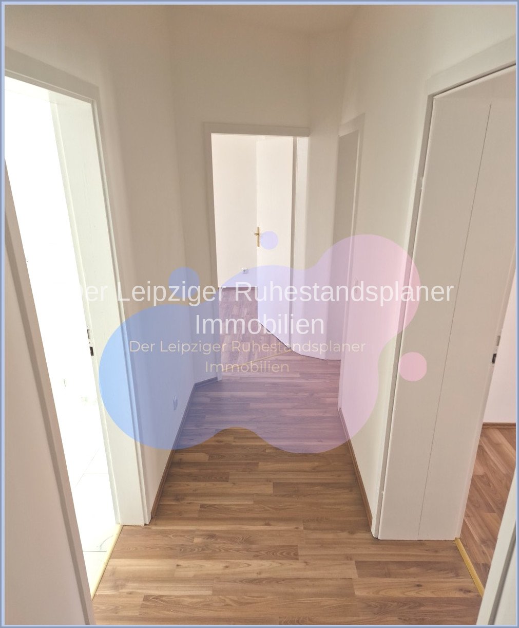 Verkauft !!! Frisch renovierte und teilsanierte 4 Raumwohnung