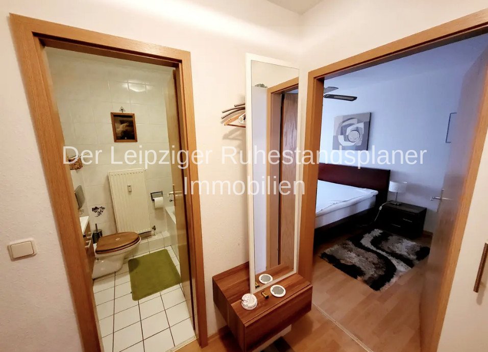 Verkauft !!! Möblierte 2 - Raumwohnung mit Balkon und guter Anbindung