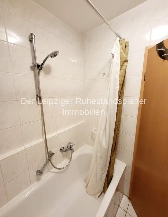 Verkauft !!! Möblierte 2 - Raumwohnung mit Balkon und guter Anbindung