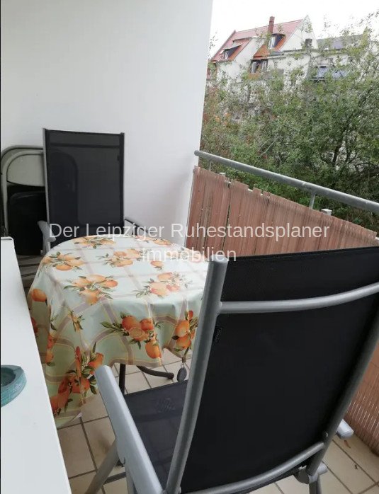 Verkauft !!! Möblierte 2 - Raumwohnung mit Balkon und guter Anbindung